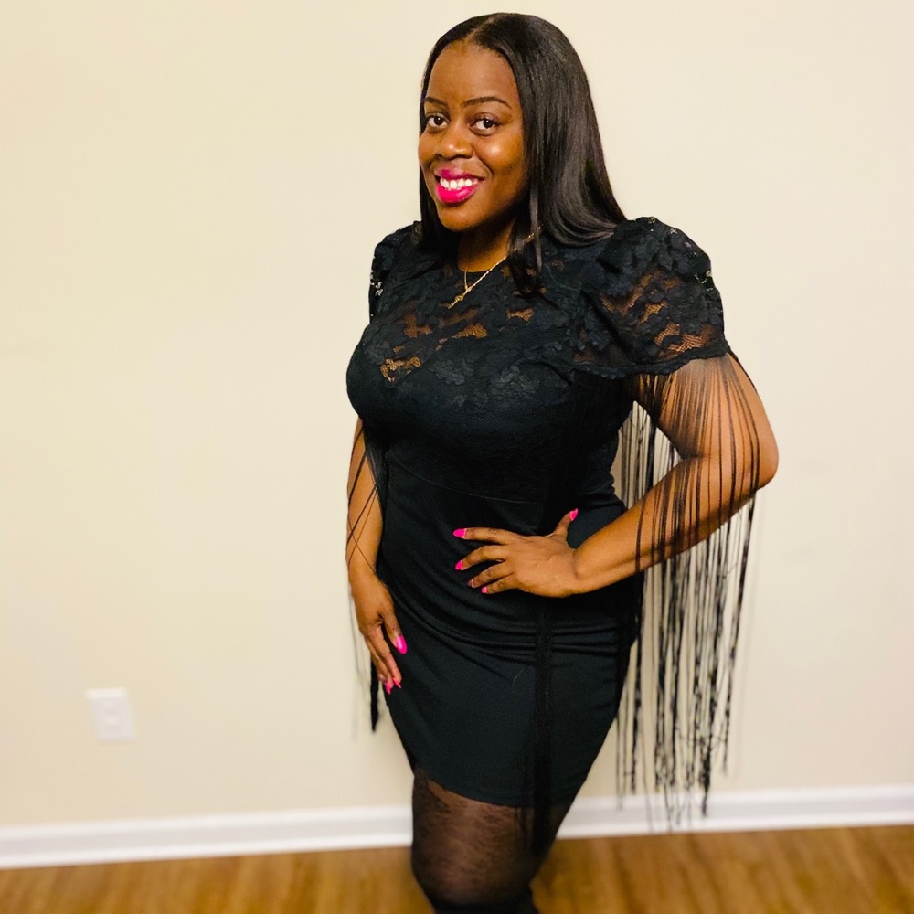 Dress - Picture 2 of 2